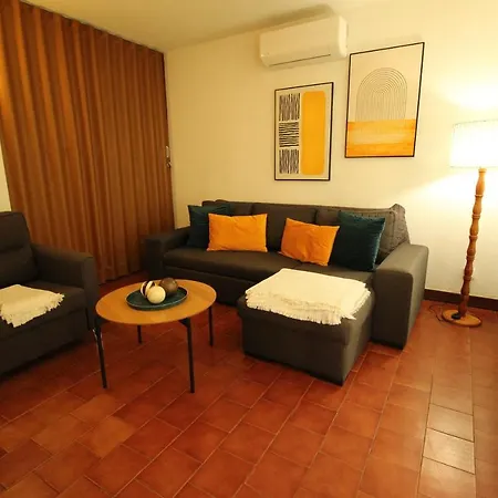 Apartamento Da Rocha Apartment *